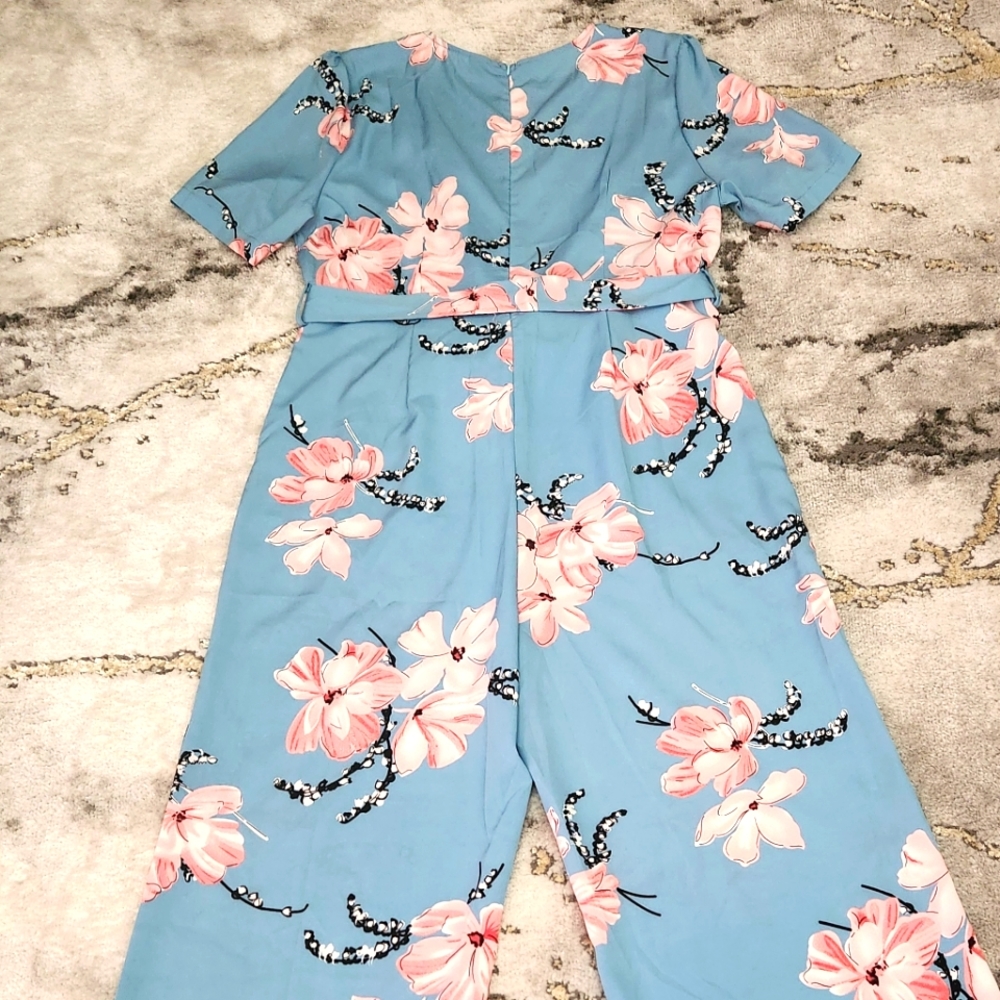 PERFECTLY CUTE Women's XL Blue and Pink Floral Jumpsuit. NWOT - Picture 3 of 16